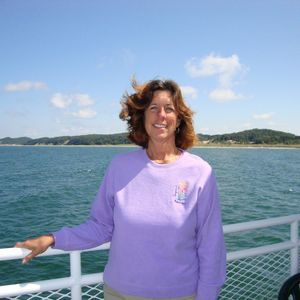 Meet your Posher, Lynn